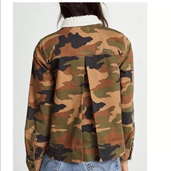 Madewell Camo Cropped Jacket - Picture 5 of 10